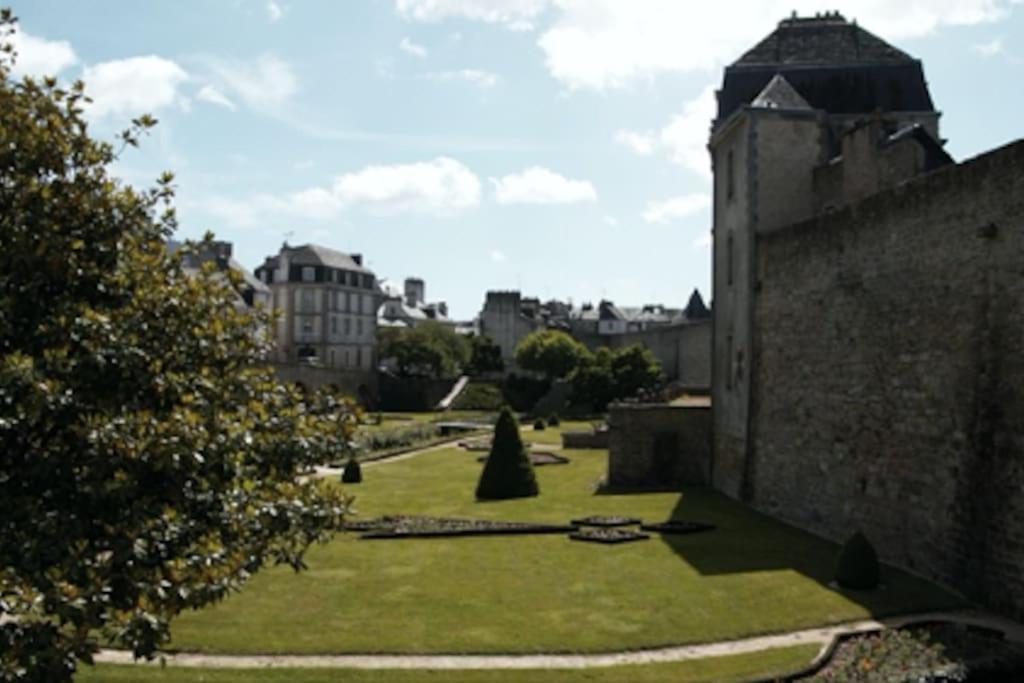 Appartement T2 Cosy Proche Centre Ville 瓦讷 外观 照片